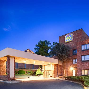 Best western plus danbury  Hotels in Bristol